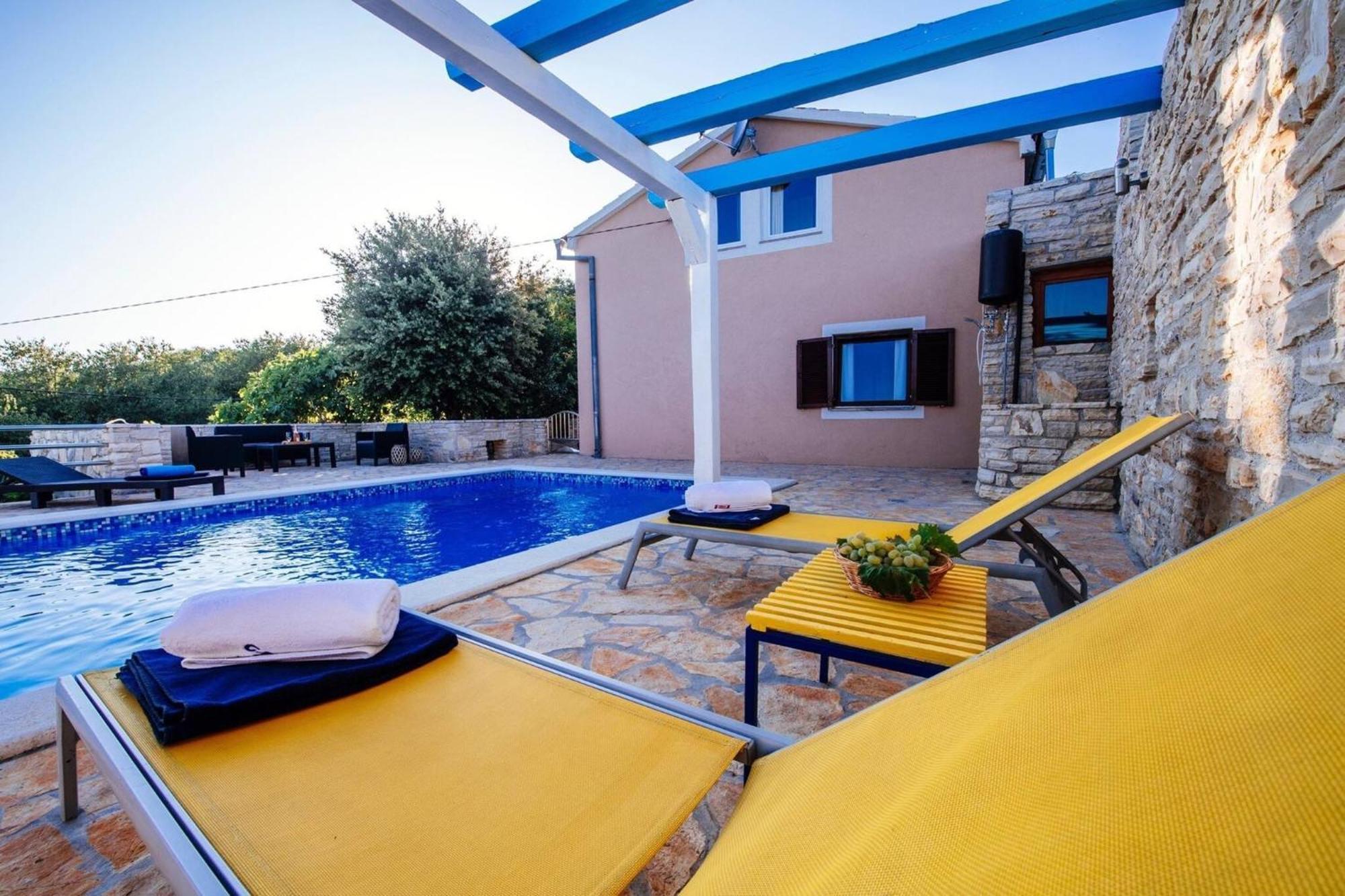My Dalmatia - Holiday Home Korlat With Private Pool Бенковац Экстерьер фото